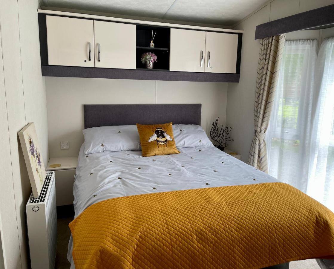 Honeycomb Lodge Доллар Экстерьер фото